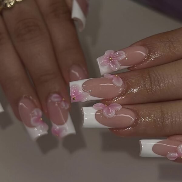 Pink Floral Luxury Elegant Nails