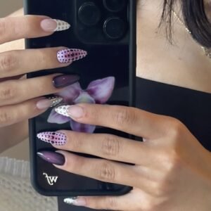 10167 Purple Cool Polka Dot Nails
