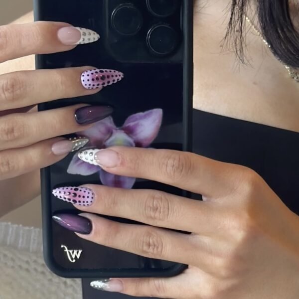 10167 Purple Cool Polka Dot Nails