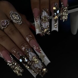 Screenshot Gold Religious Luxury Art Nails